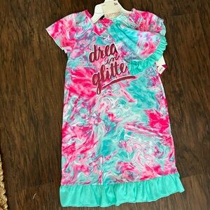 Girls nightgown